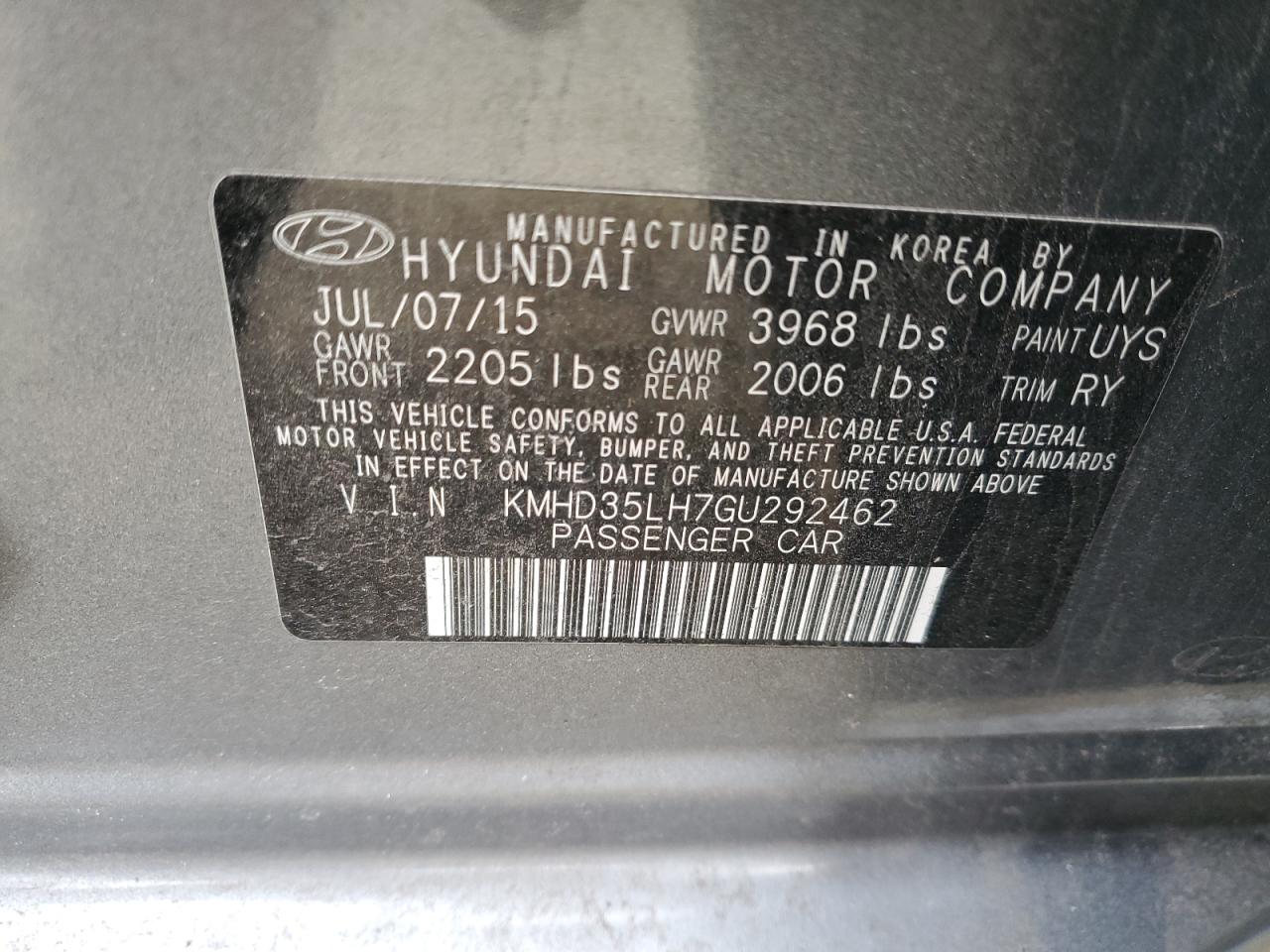 2016 Hyundai Elantra - Image 12