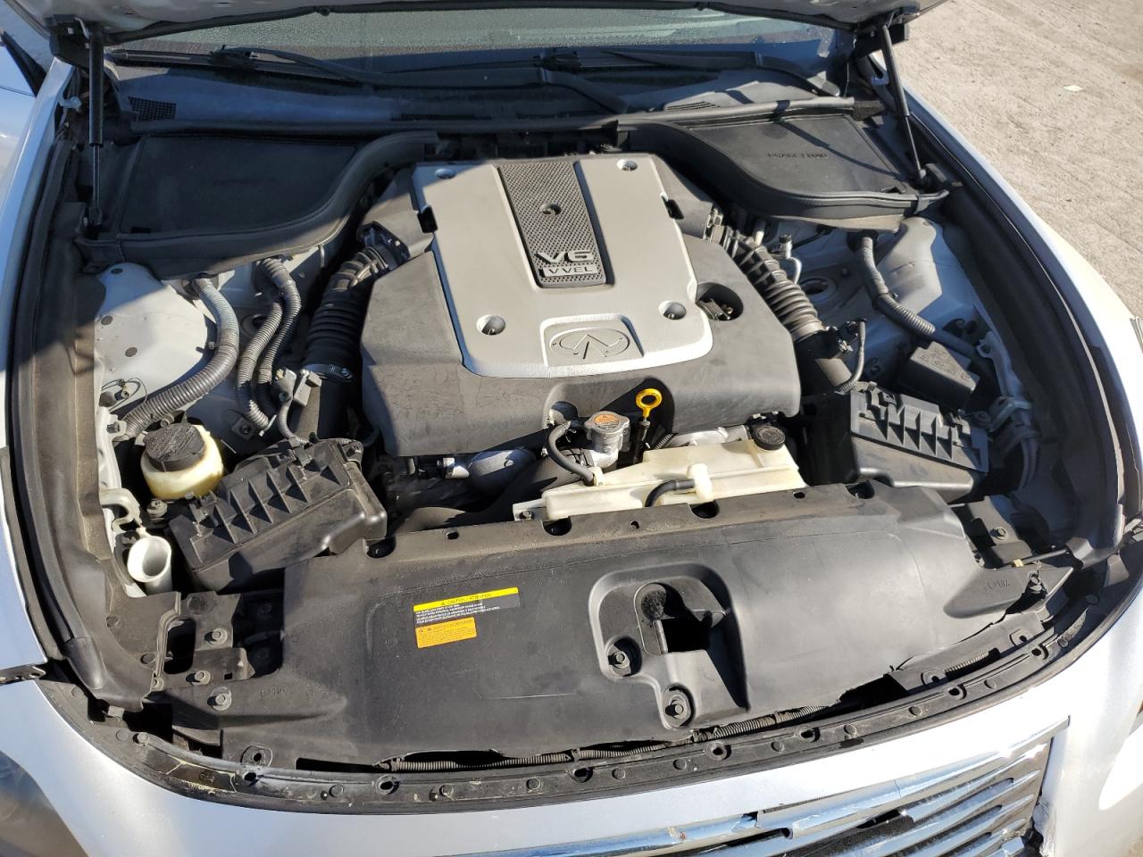 2012 Infiniti G - Image 12