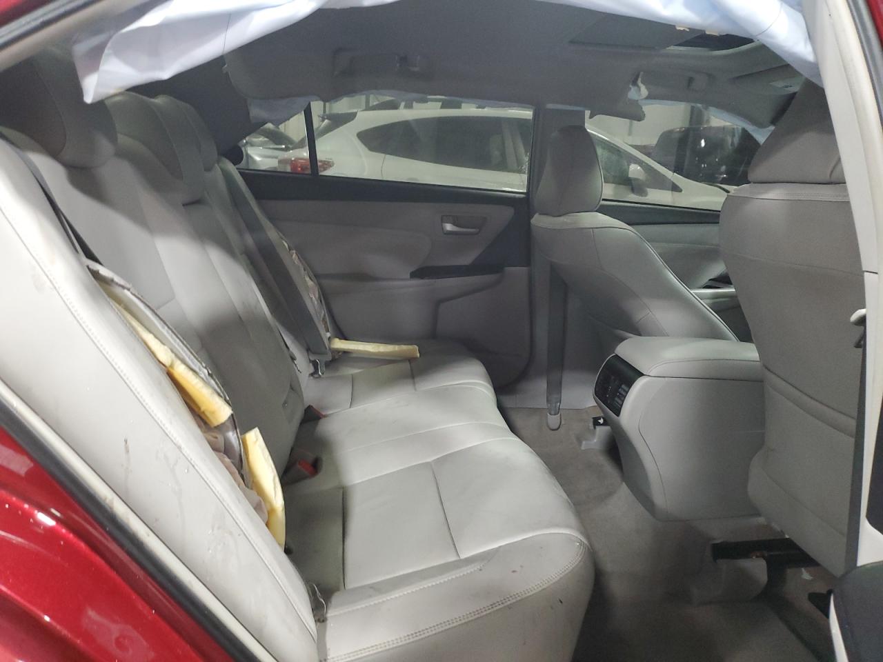 2015 Toyota Camry - Image 11
