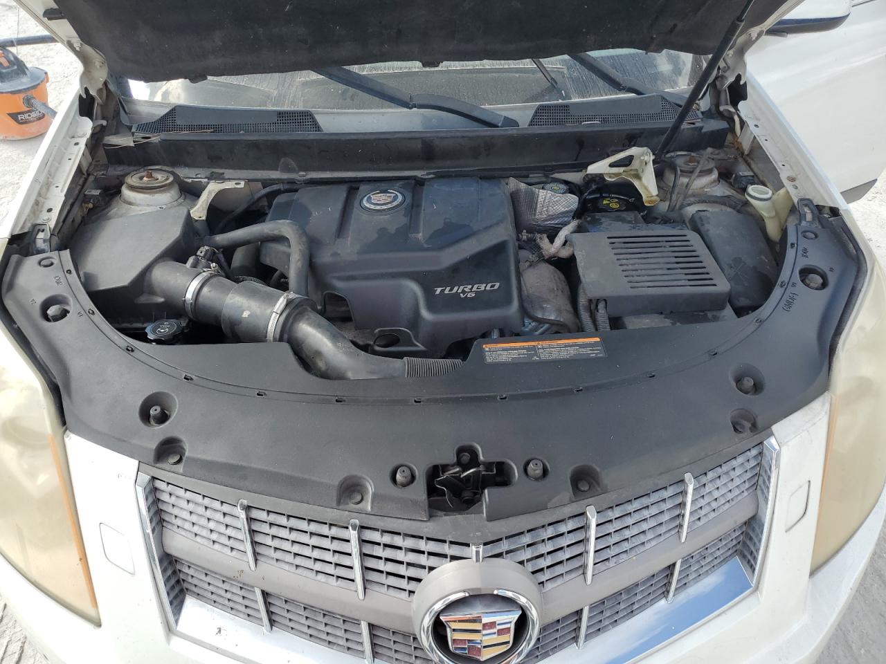 2010 Cadillac SRX - Image 12
