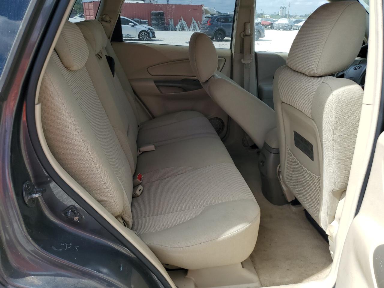 2007 Hyundai Tucson - Image 11