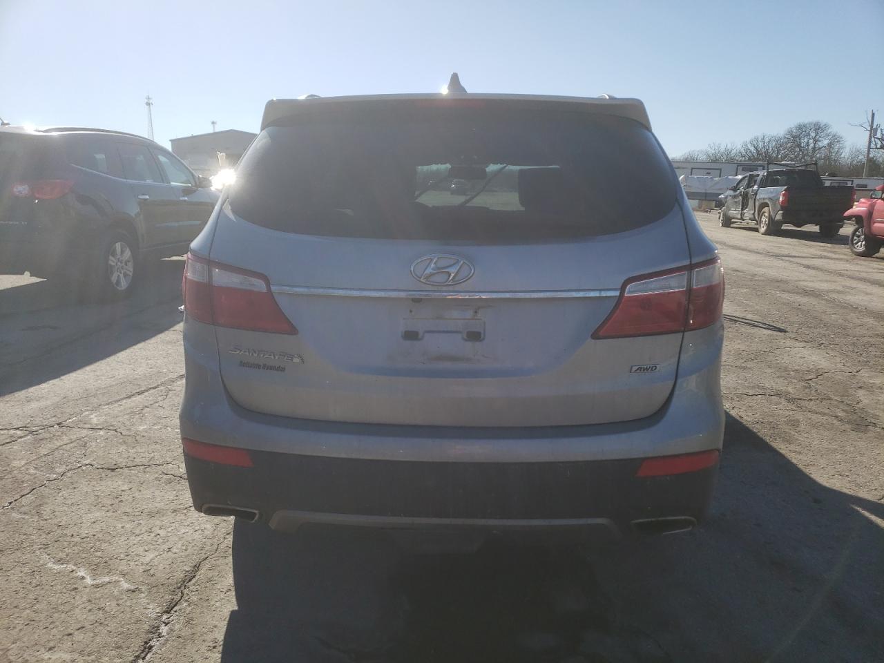 2014 Hyundai Santa Fe - Image 6
