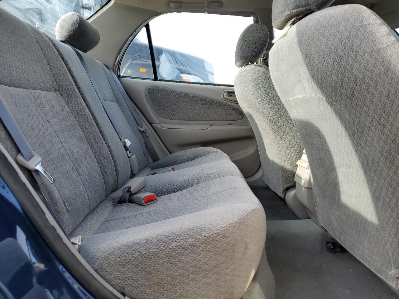 2002 Toyota Corolla - Image 10