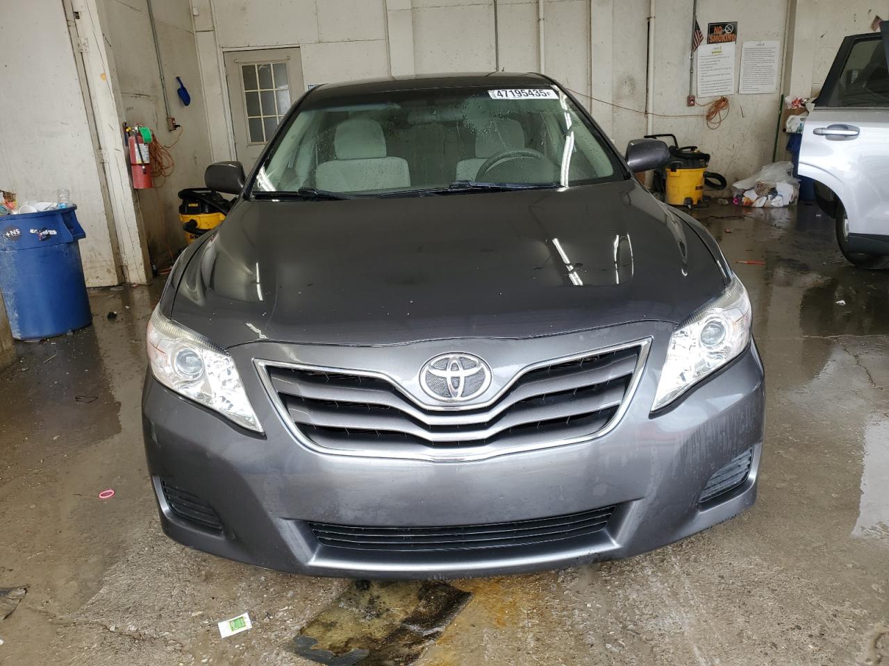 2010 Toyota Camry - Image 5