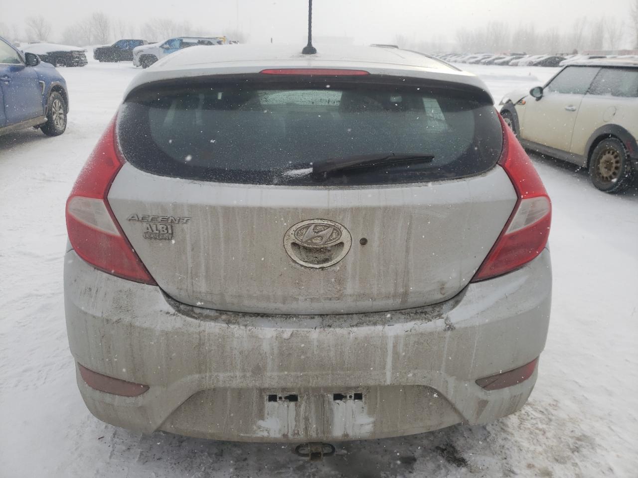 2013 Hyundai Accent - Image 6