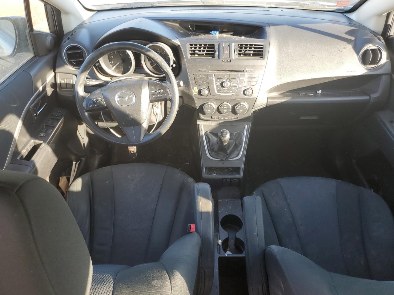 2013 Mazda 5 - Image 8