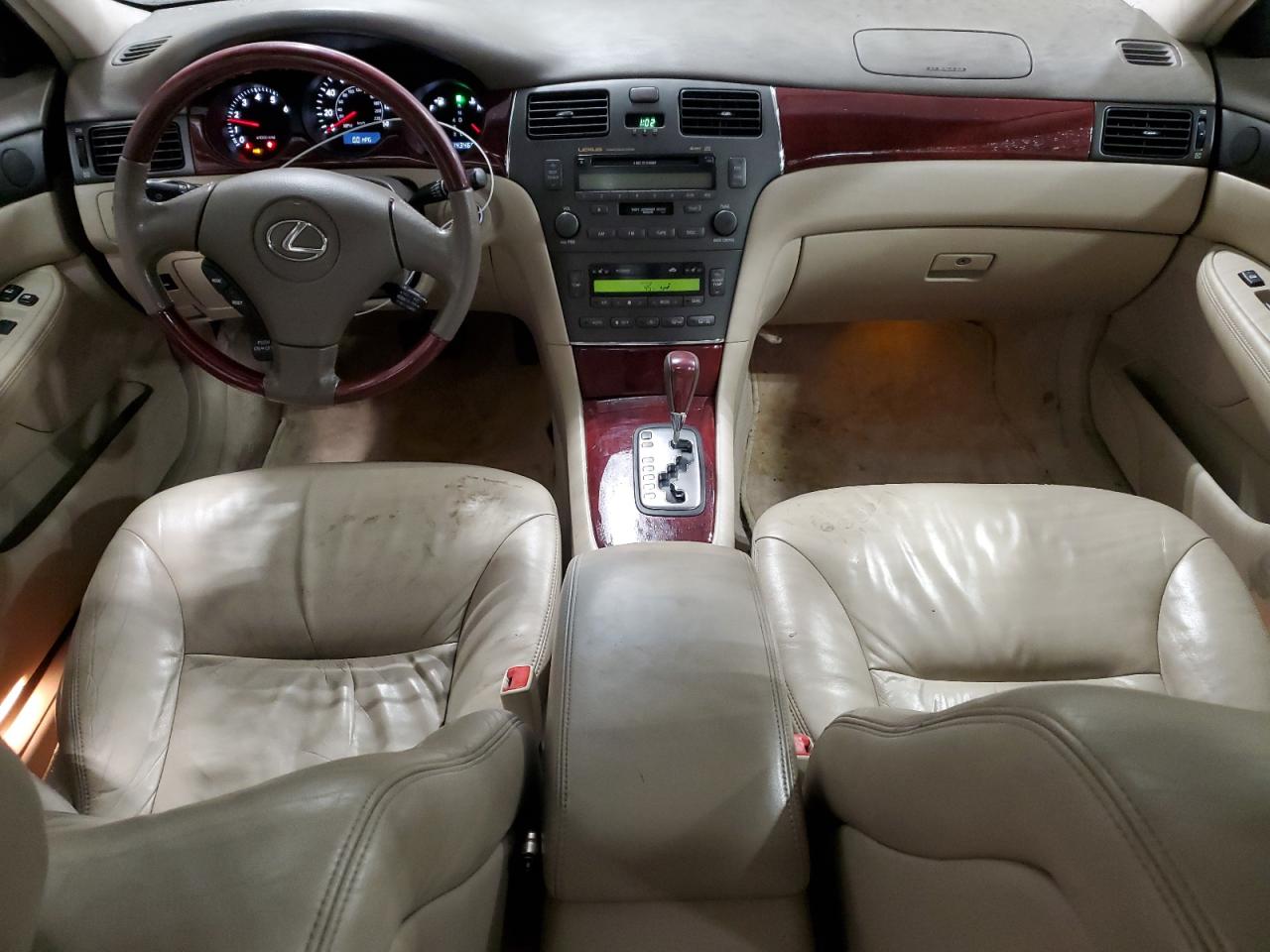 2002 Lexus ES - Image 8