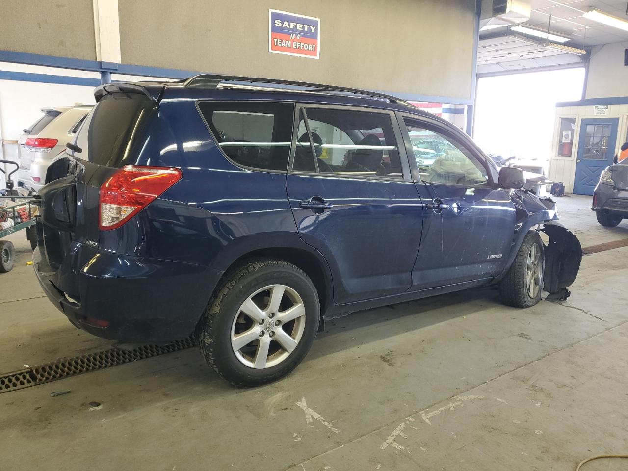 2007 Toyota RAV 4 - Image 3