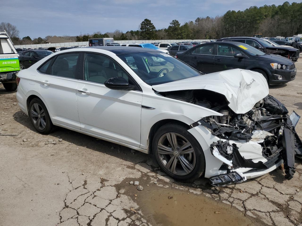 2020 Volkswagen Jetta - Image 4