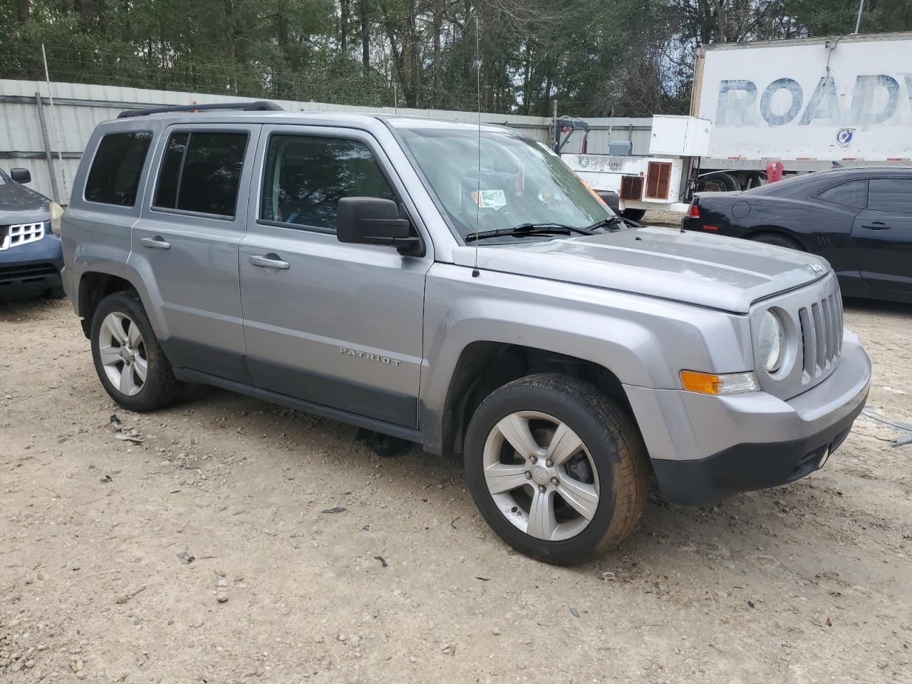 2016 Jeep Liberty (Patriot) - Image 4
