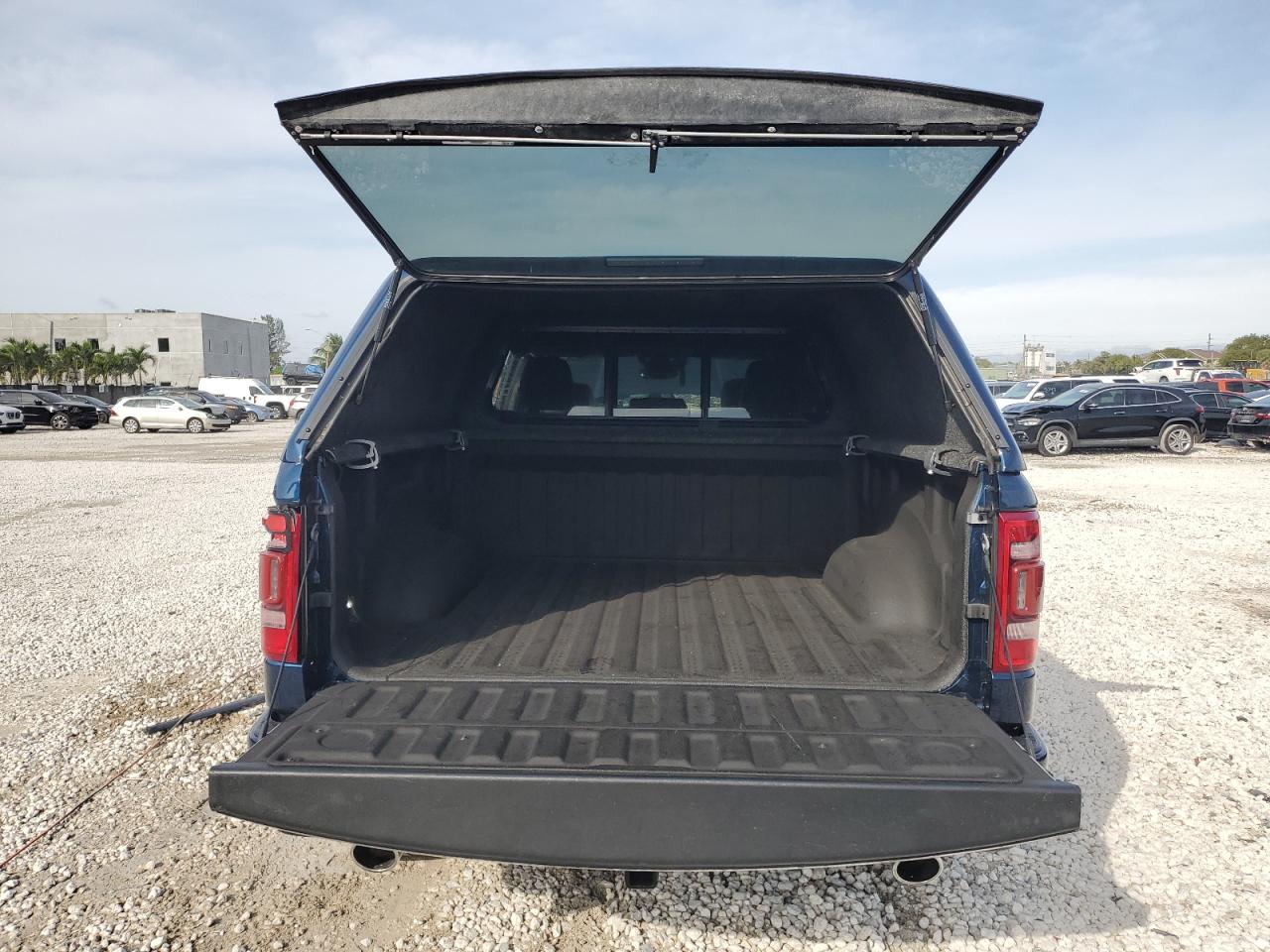 2022 RAM 1500 - Image 6