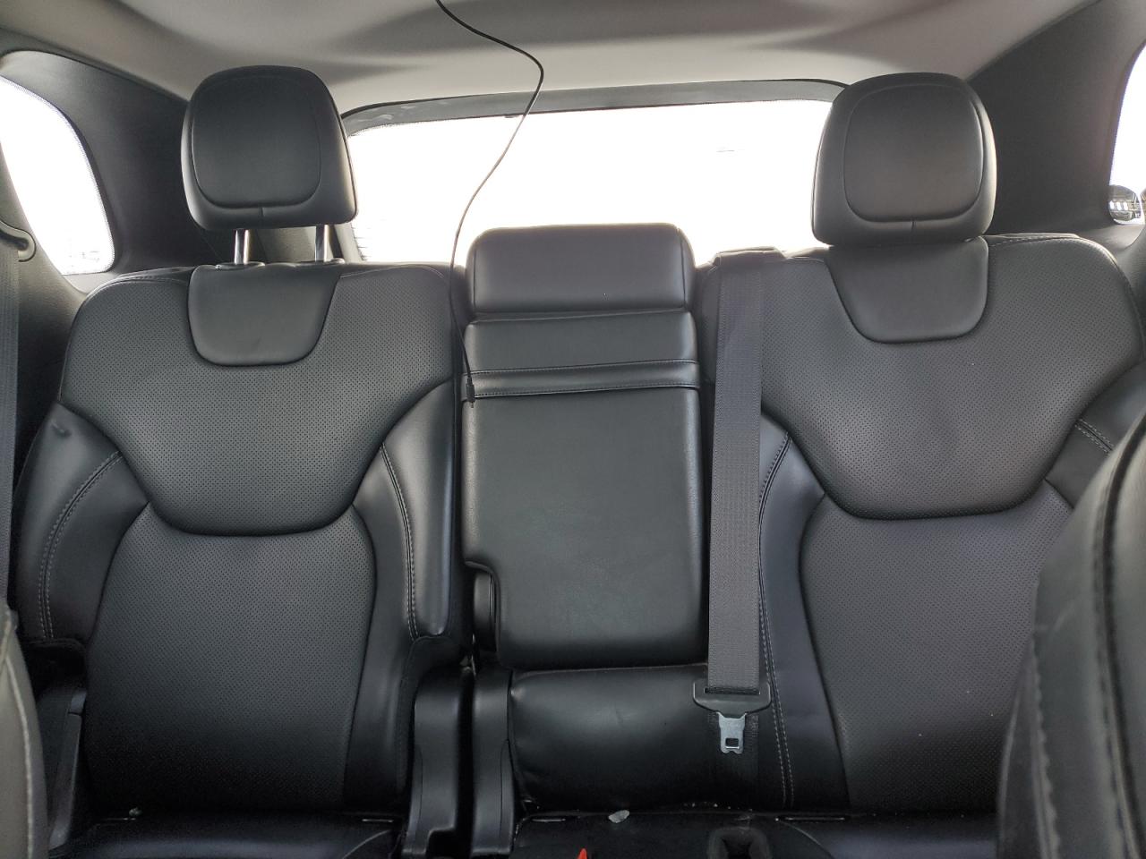 2019 Jeep Grand Cherokee - Image 10