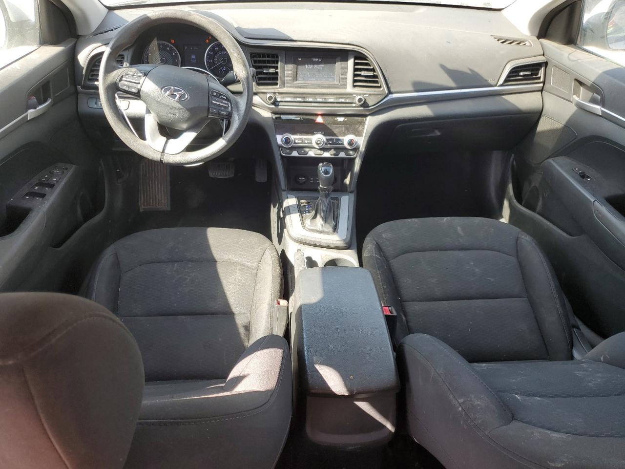 2020 Hyundai Elantra - Image 8