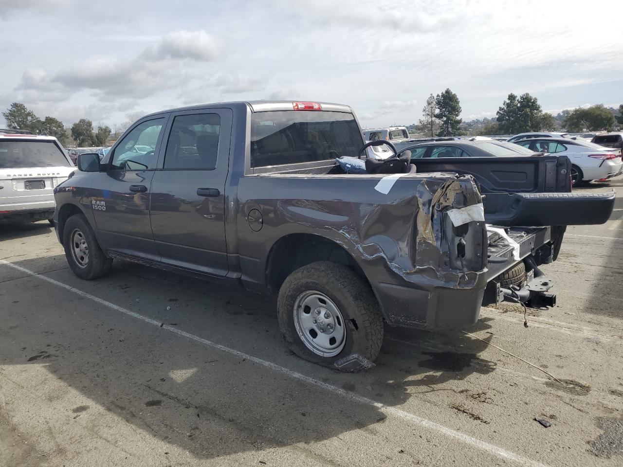 2014 RAM 1500 - Image 2