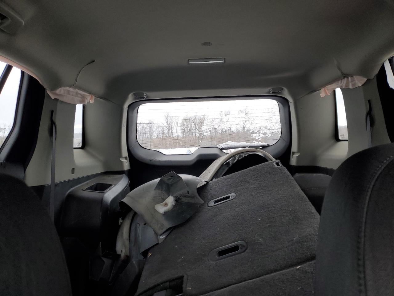 2015 GMC Terrain - Image 10