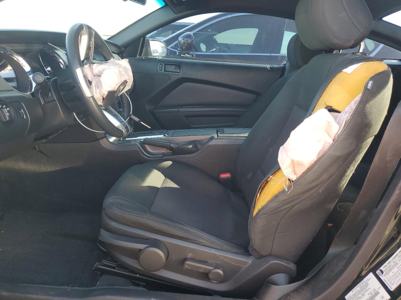 2014 Ford Mustang - Image 7
