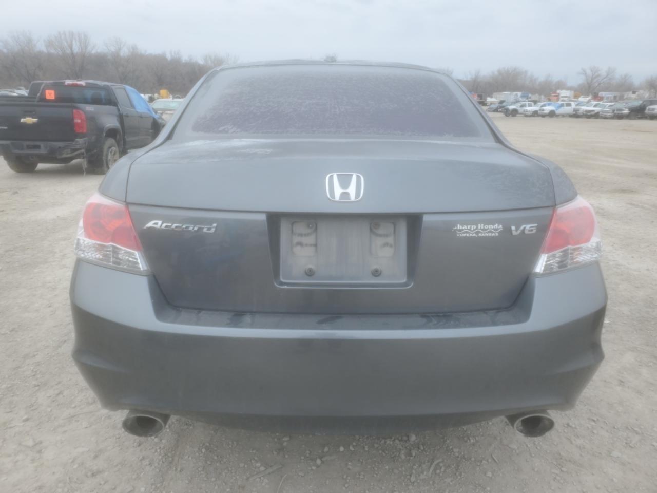 2010 Honda Accord - Image 6