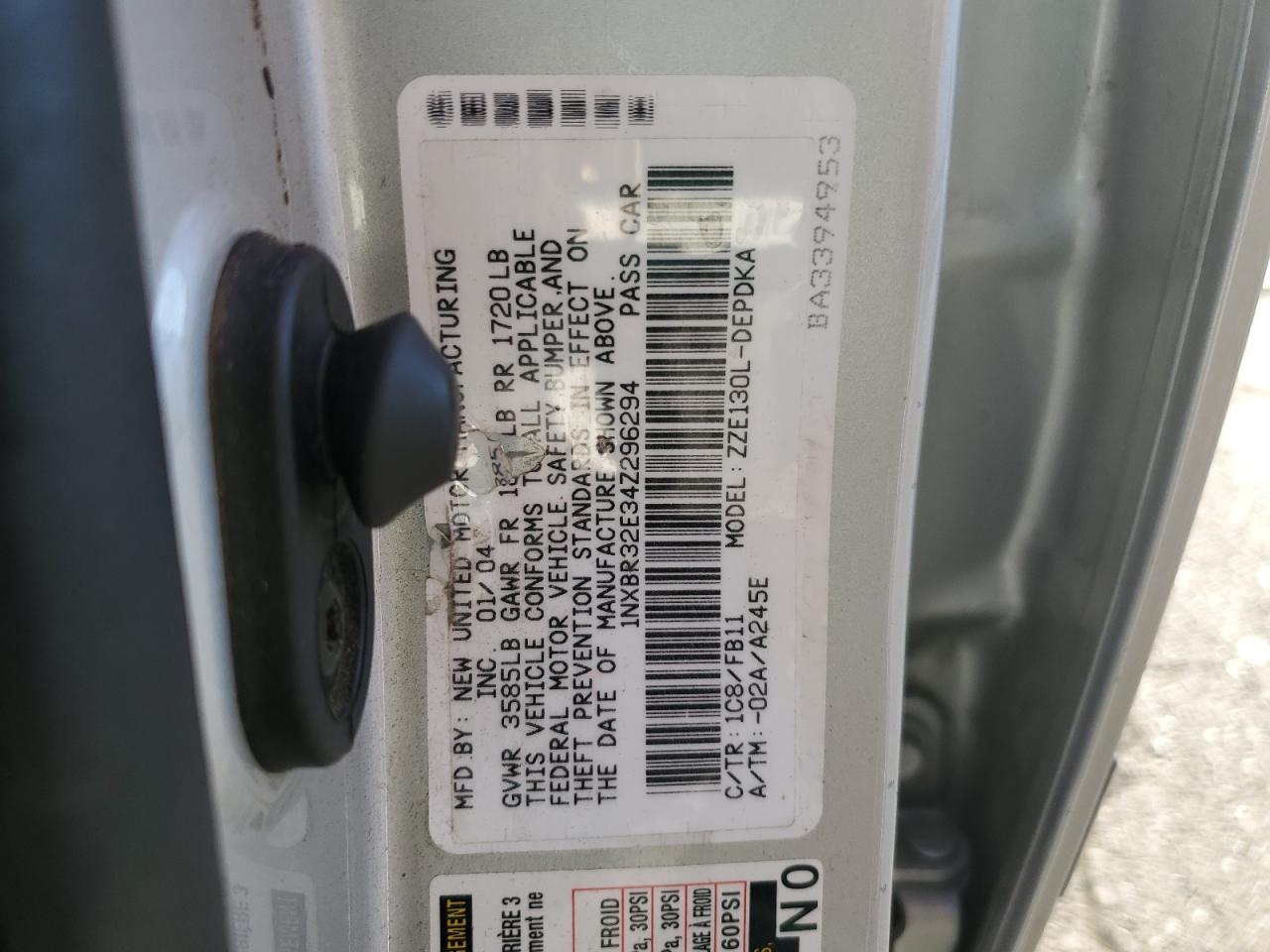 2004 Toyota Corolla - Image 12