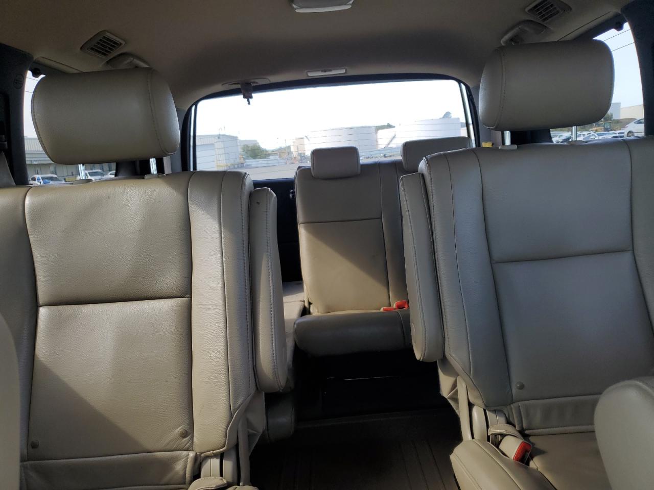2008 Toyota Sequoia - Image 10