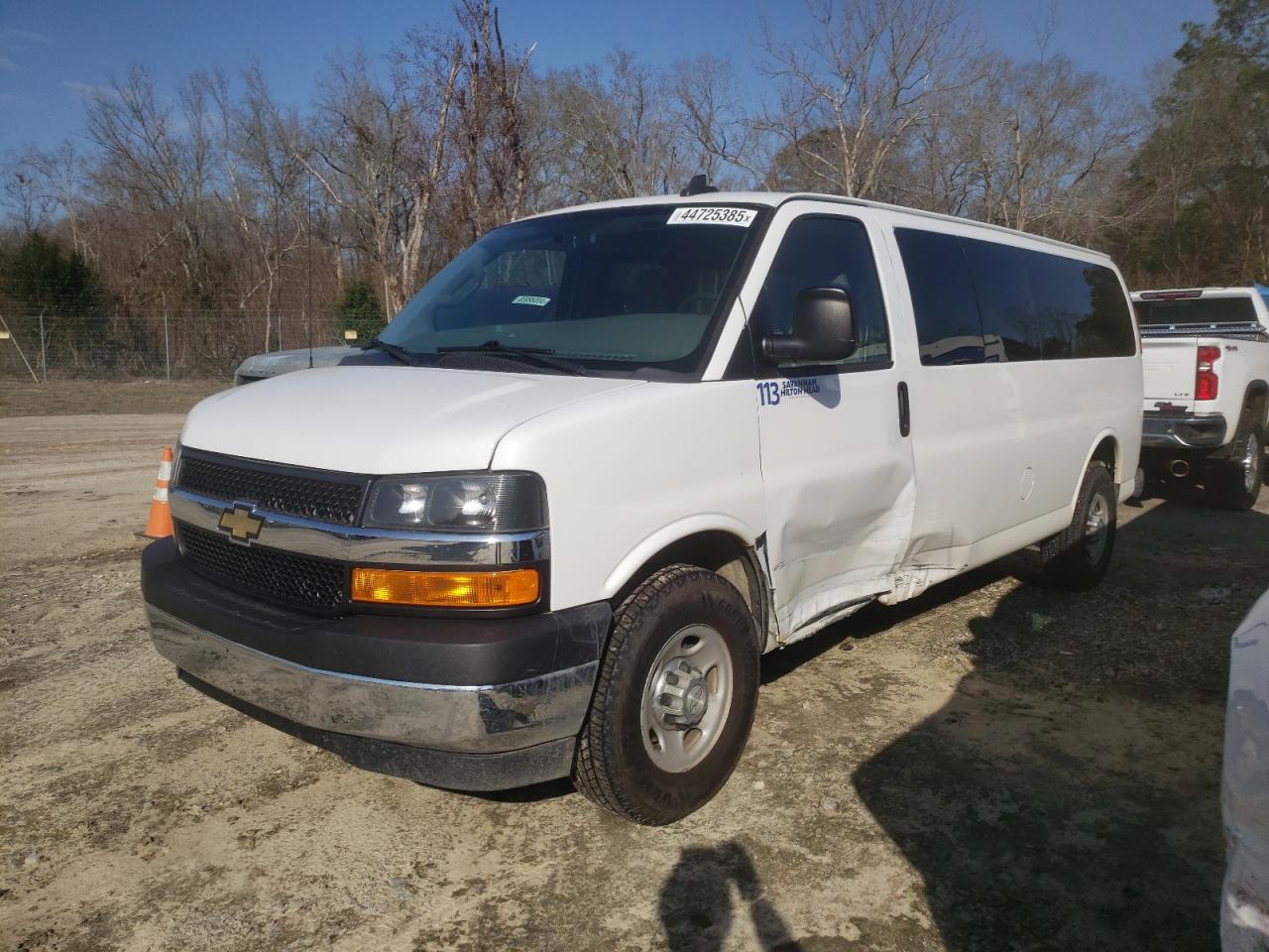 2017 Chevrolet Express - Image 1