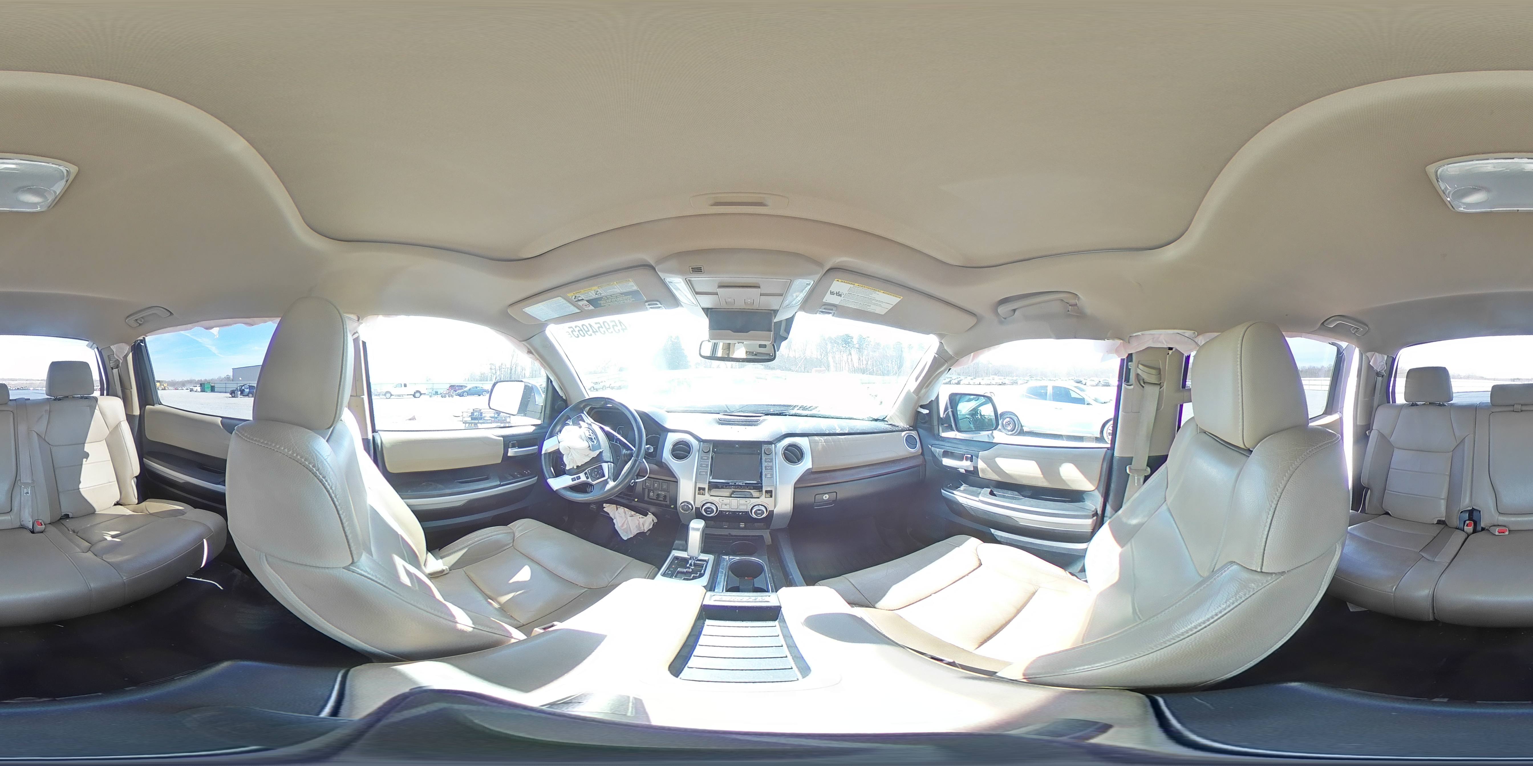 2018 Toyota Tundra - Image 13