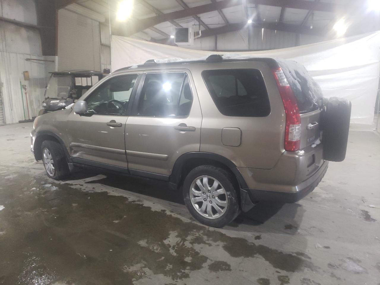 2005 Honda CR-V - Image 2