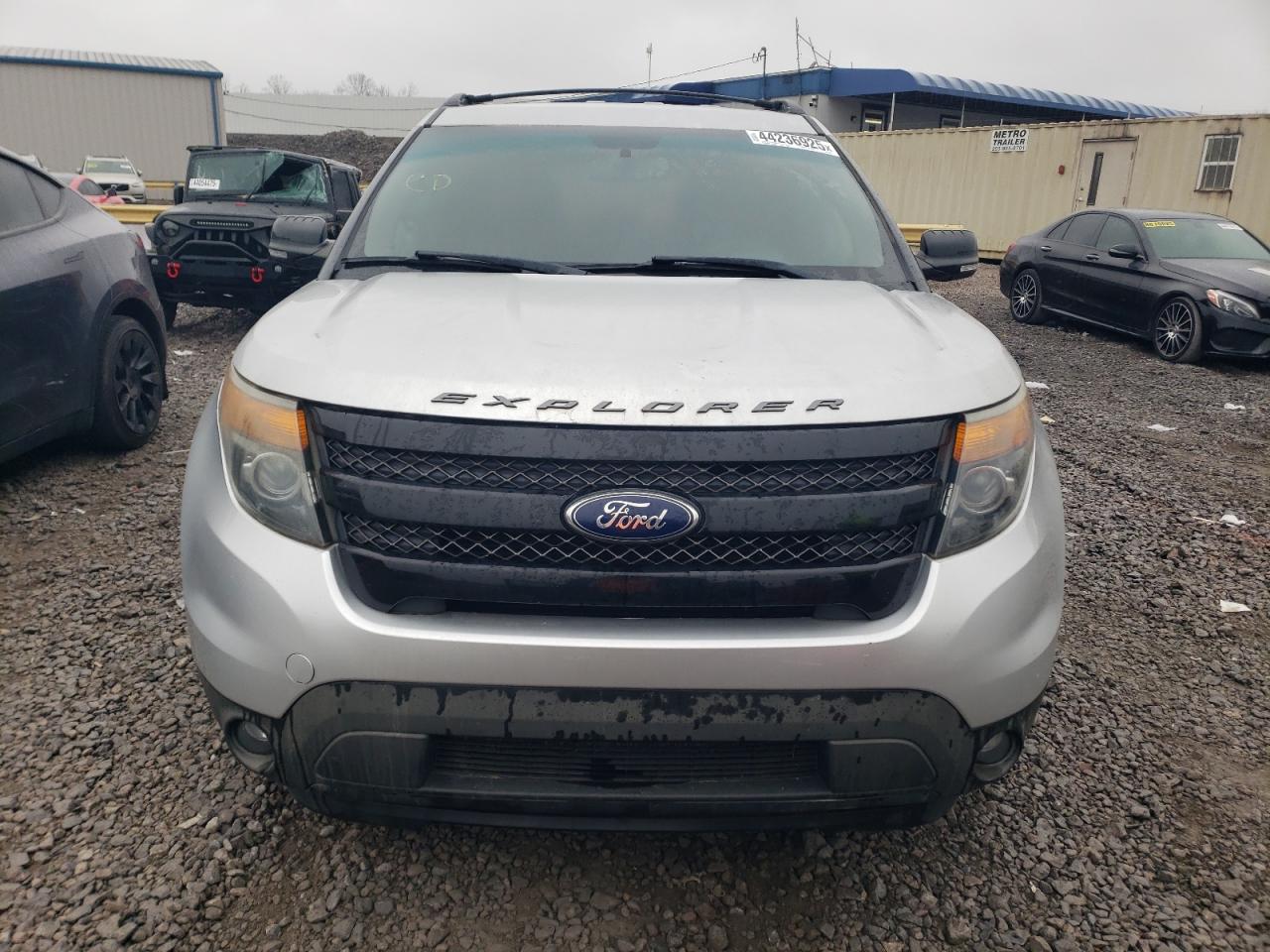 2013 Ford Explorer - Image 5