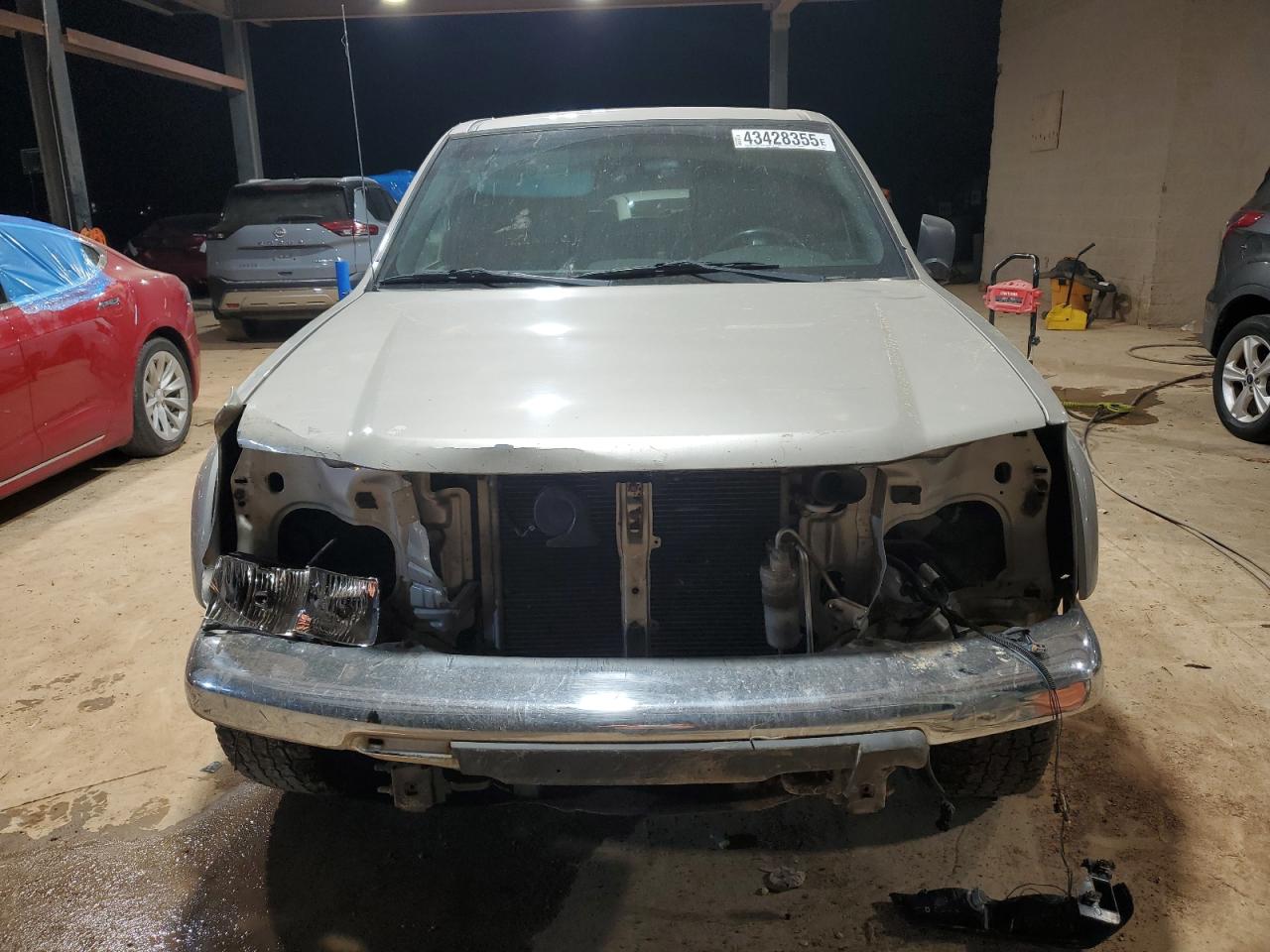 2005 Chevrolet Colorado - Image 5