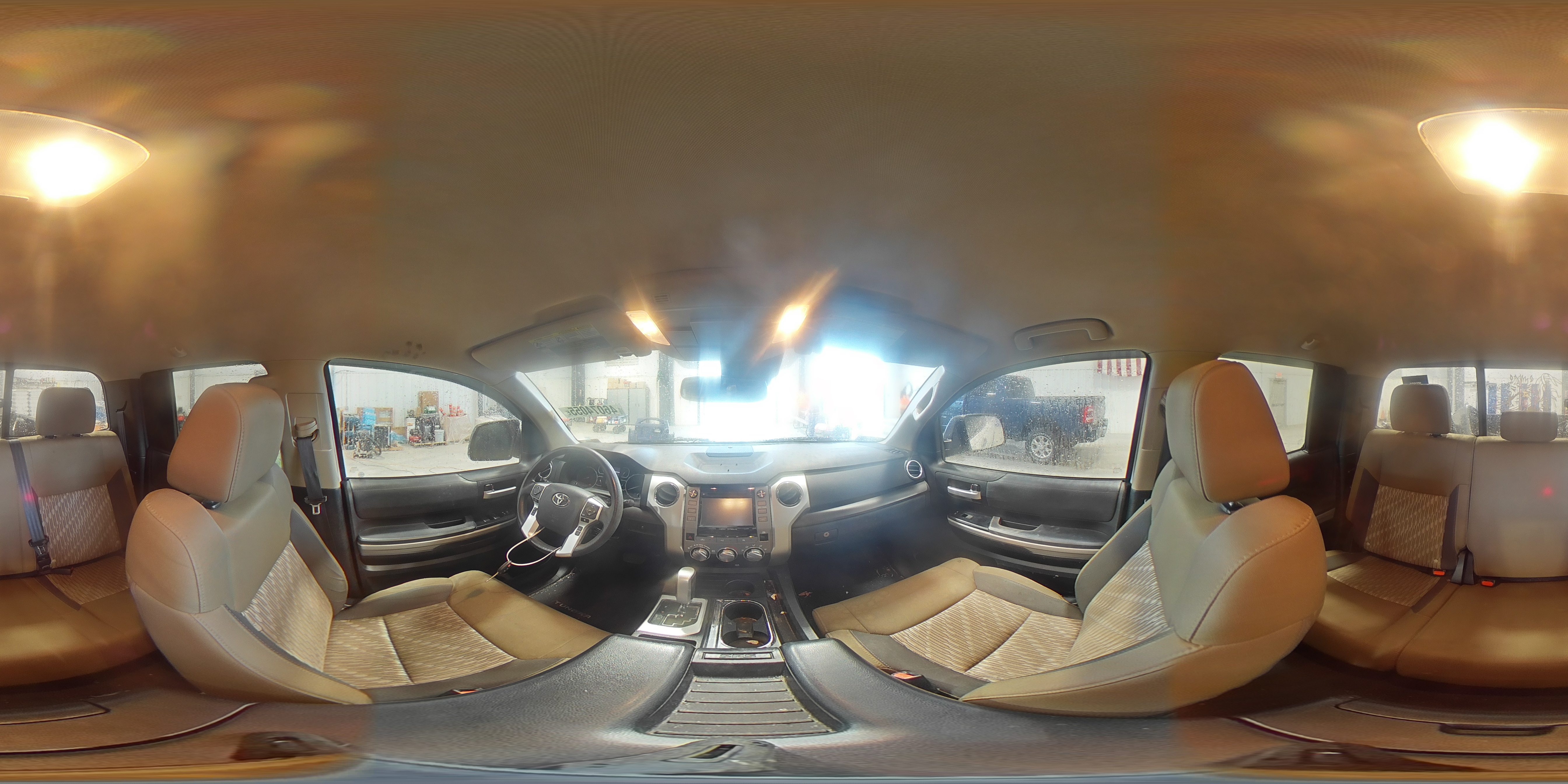 2018 Toyota Tundra - Image 13