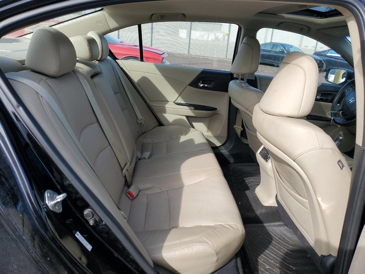 2013 Honda Accord - Image 10