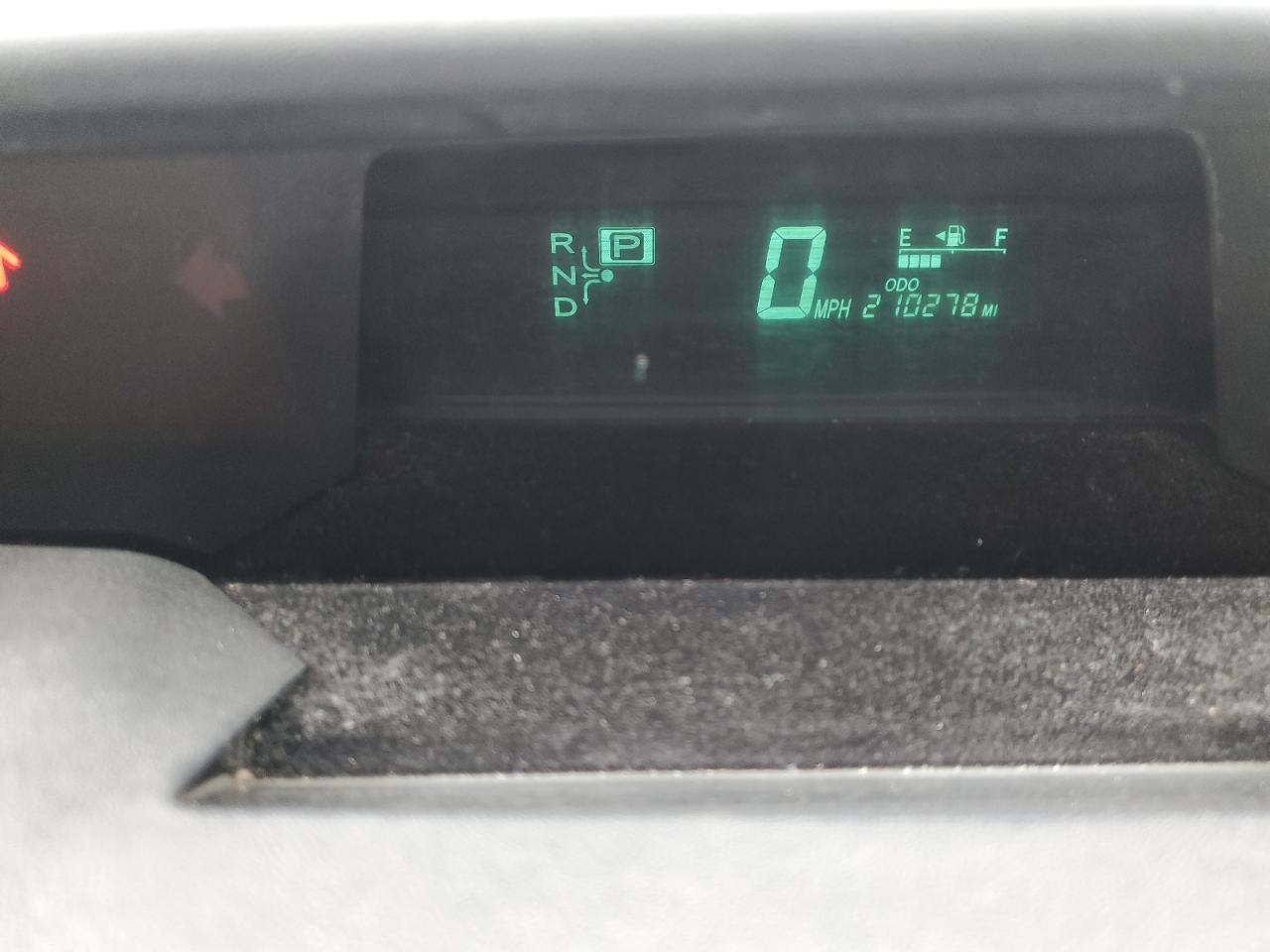 2004 Toyota Prius - Image 9