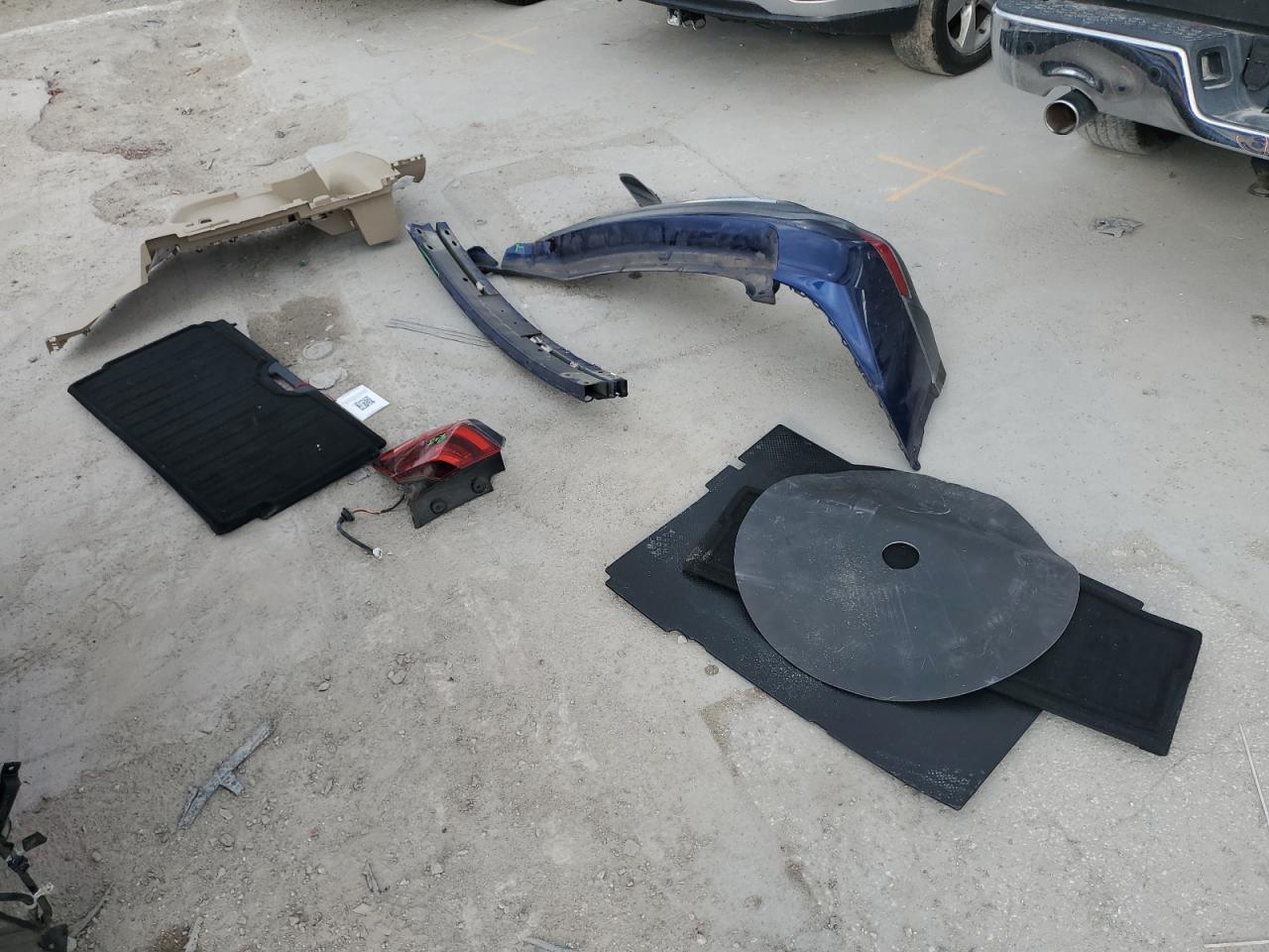 2018 Nissan Rogue - Image 13