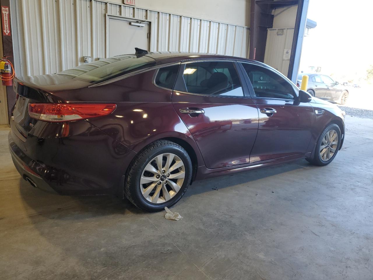 2016 Kia Optima - Image 3