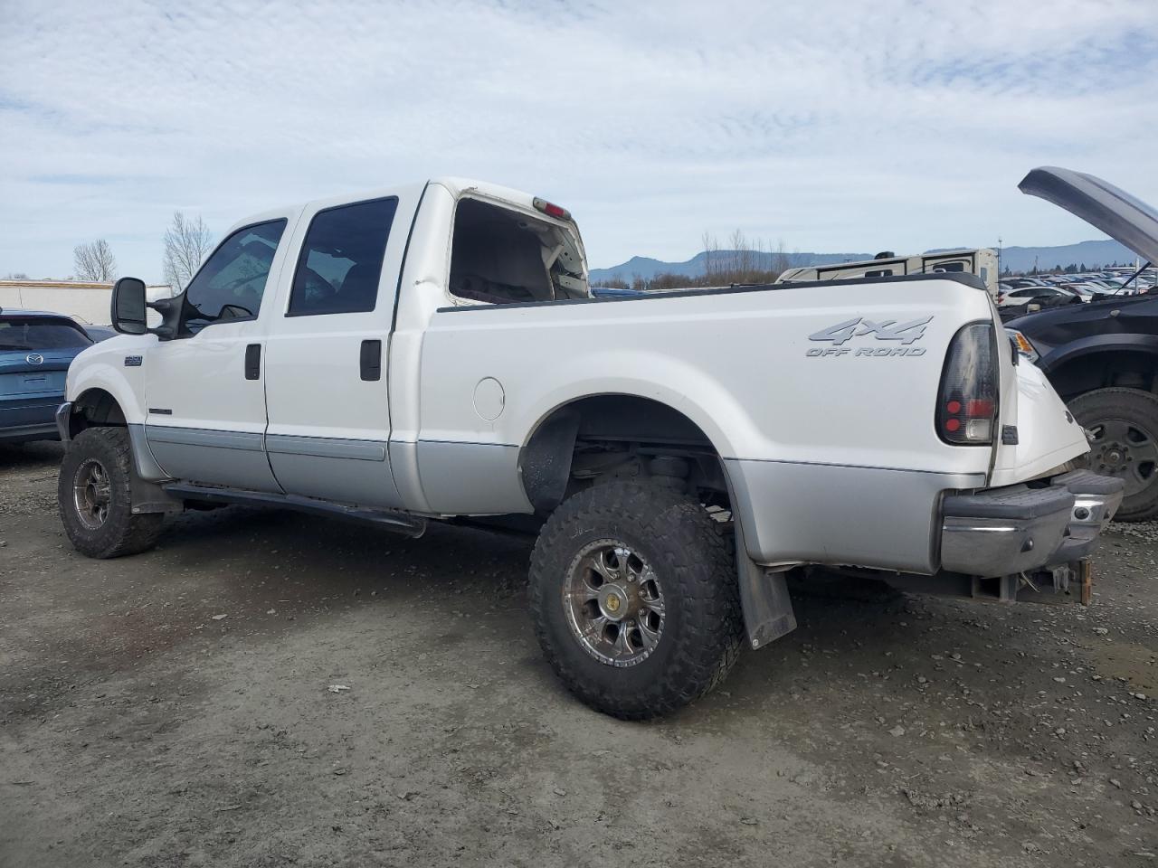 2002 Ford F350 - Image 2