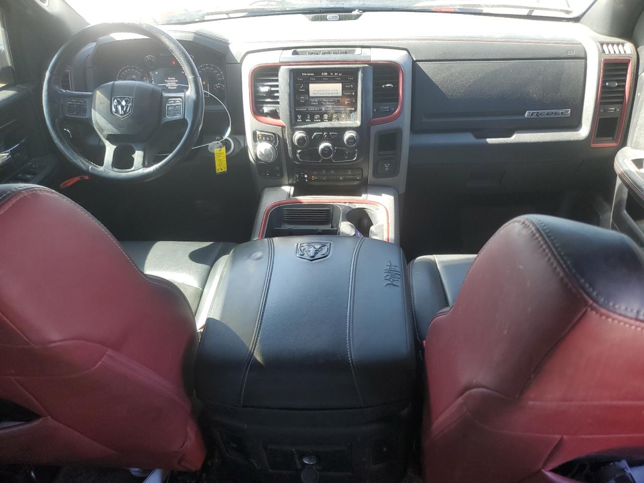 2015 RAM 1500 - Image 8