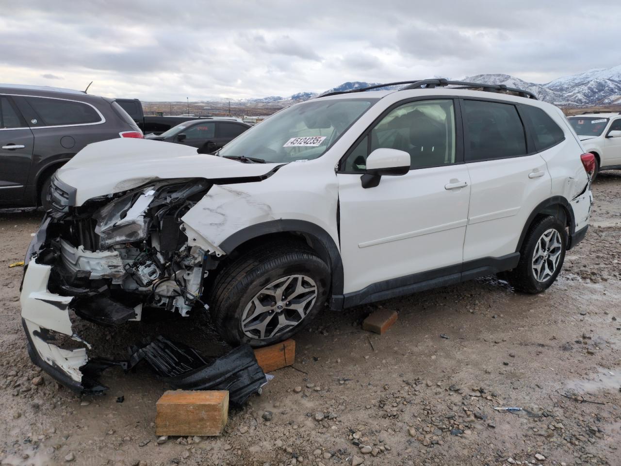 2023 Subaru Forester Premium na sprzedaż w Magna, UT - All Over