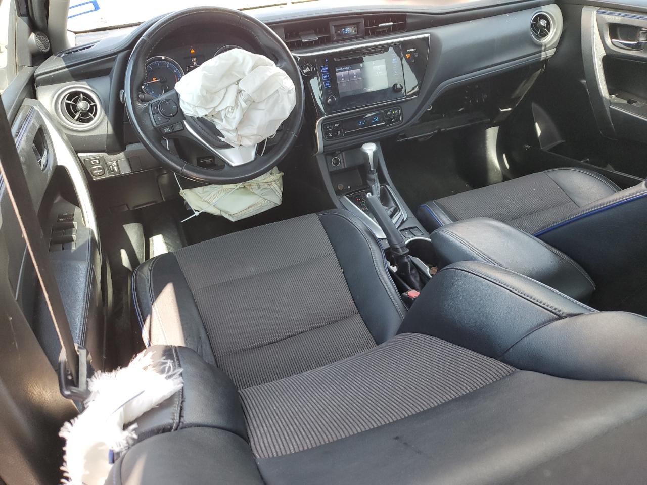 2017 Toyota Corolla - Image 8