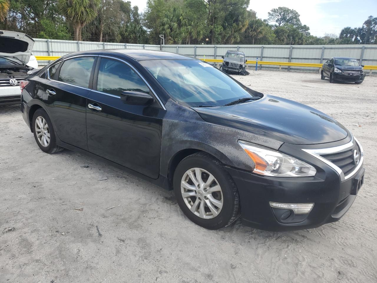 2014 Nissan Altima - Image 4