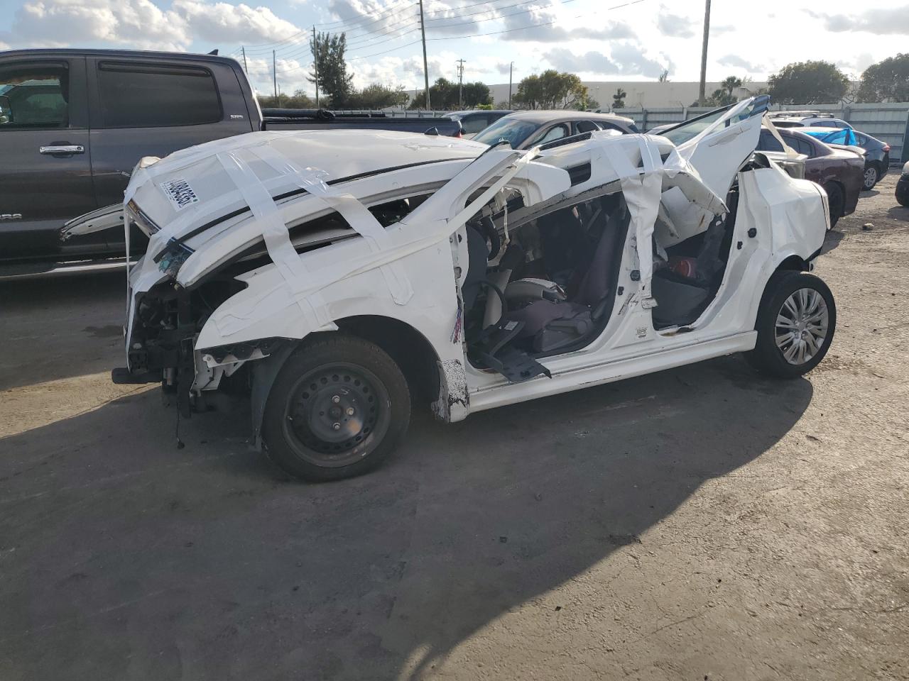 2010 Nissan Sentra 2.0 for Sale in Miami, FL - All Over