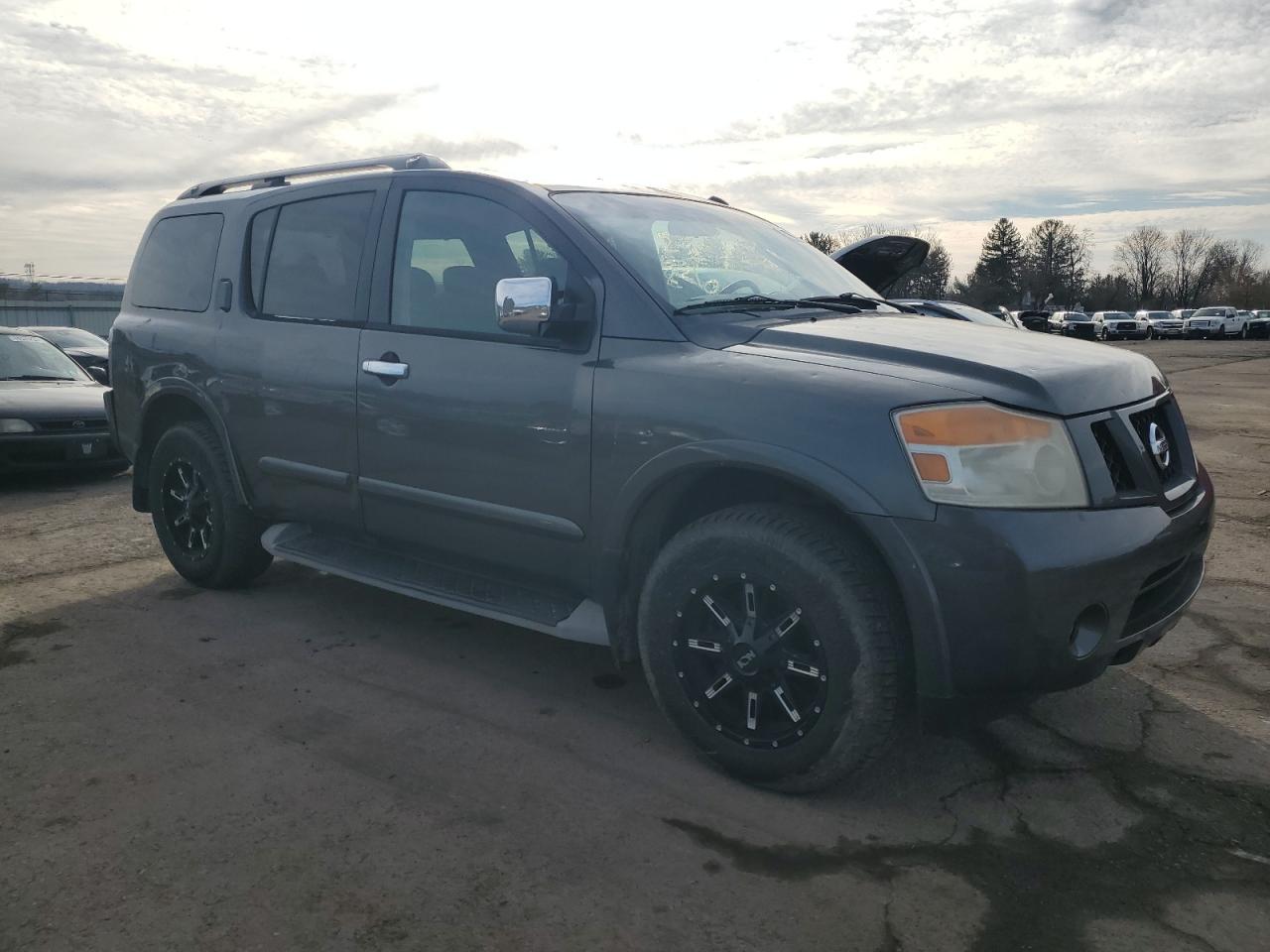 2010 Nissan Armada - Image 4