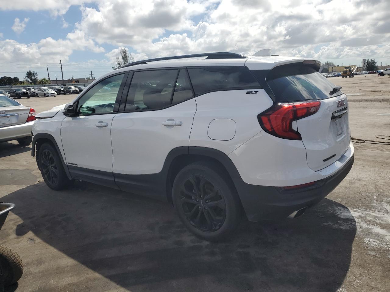 2020 GMC Terrain - Image 2