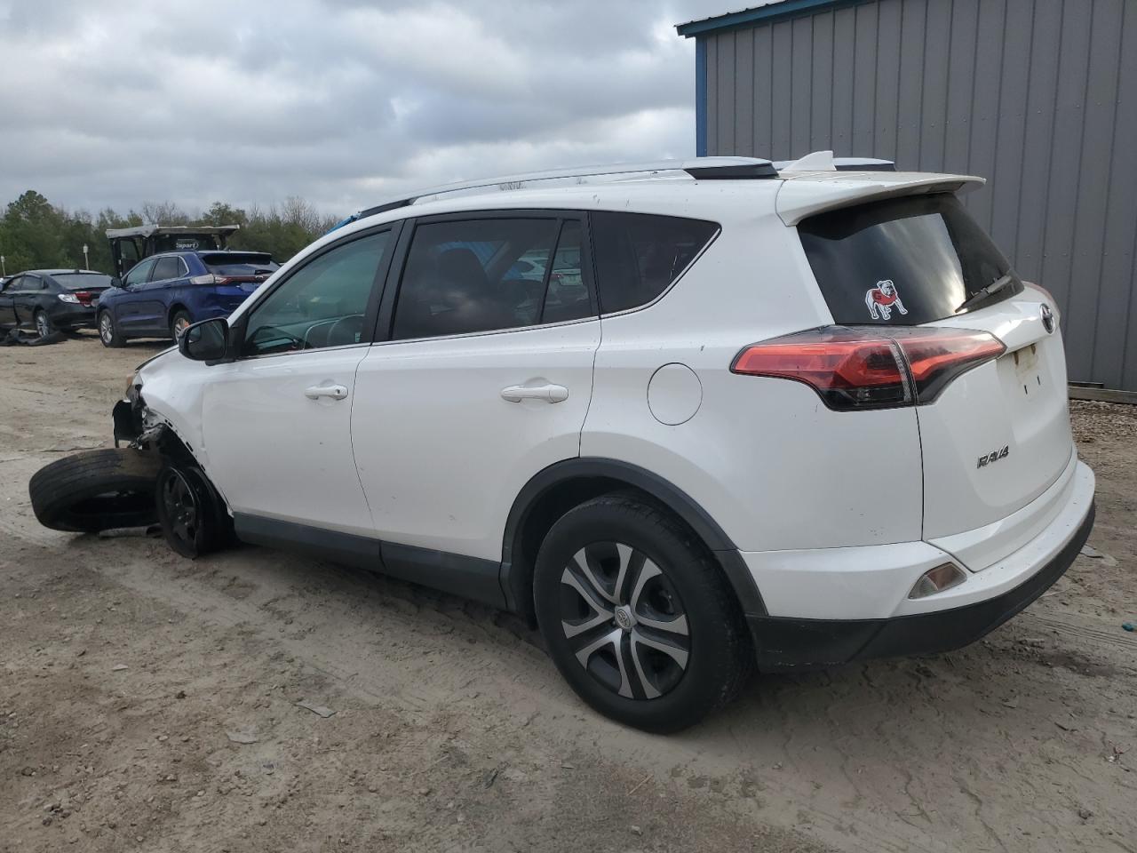2016 Toyota RAV 4 - Image 2
