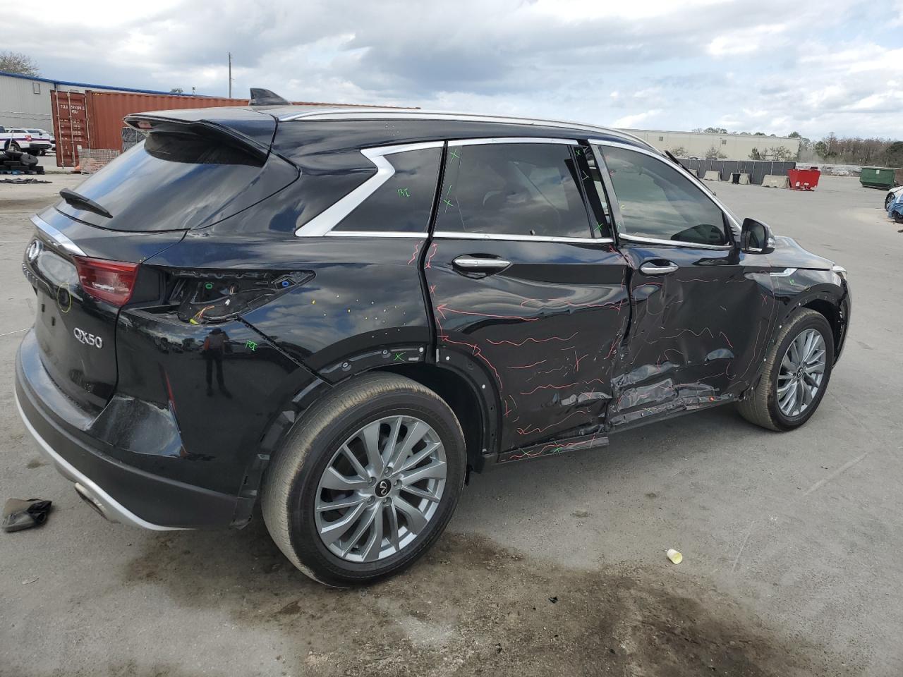 2024 Infiniti QX50 - Image 3