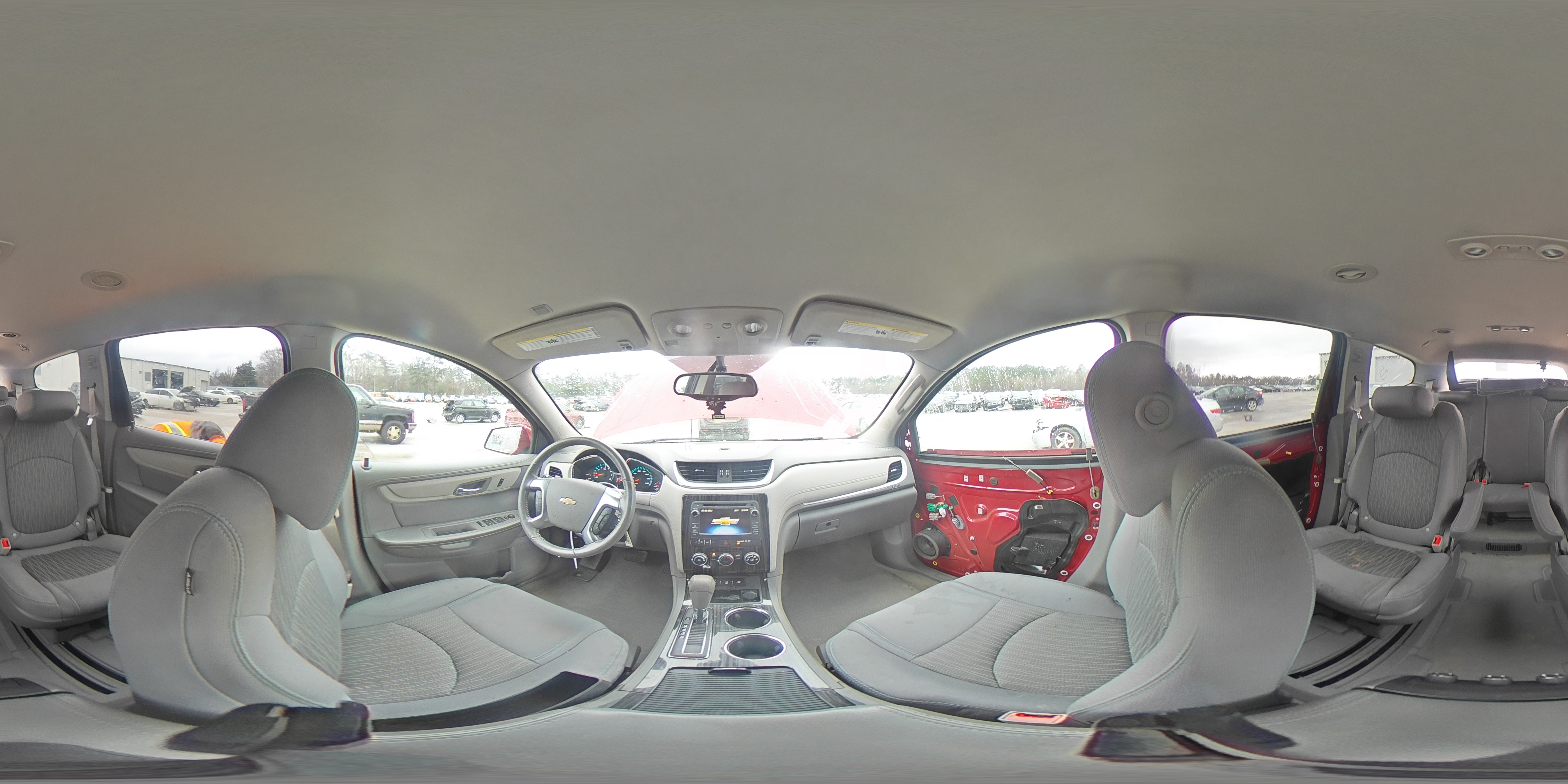 2014 Chevrolet Traverse - Image 14