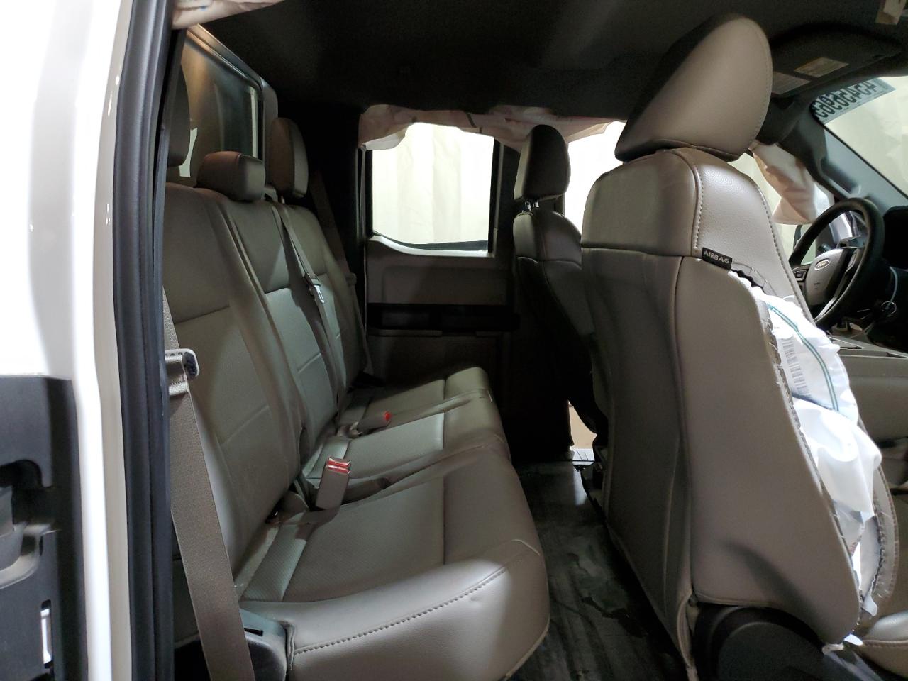 2017 Ford F-150 - Image 10