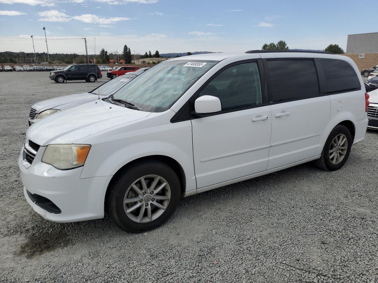 2014 Dodge Caravan - Image 1