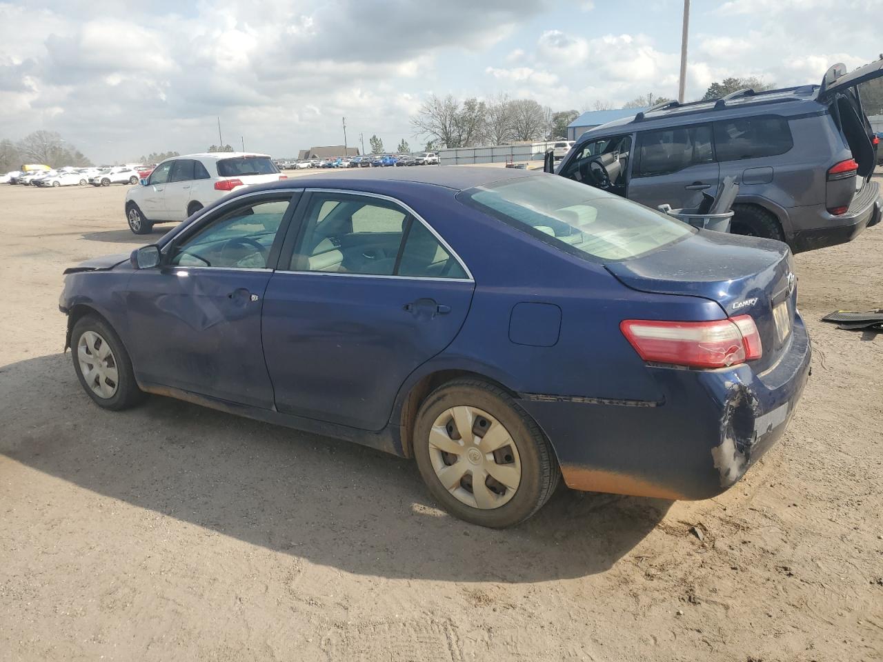 2007 Toyota Camry - Image 2