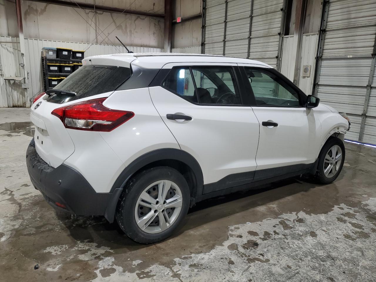 2020 Nissan Kicks - Image 3