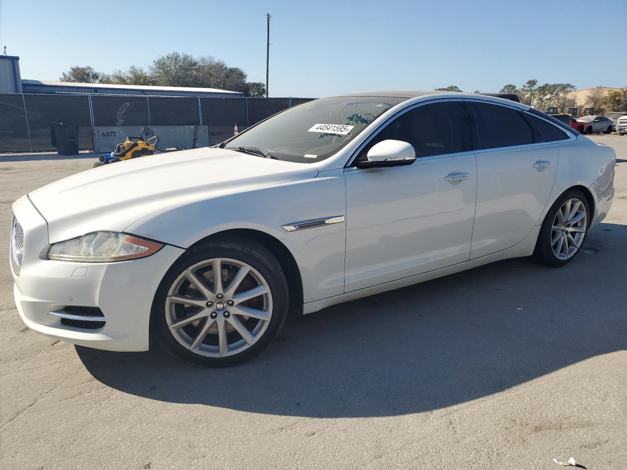 2013 Jaguar XJ - Image 1