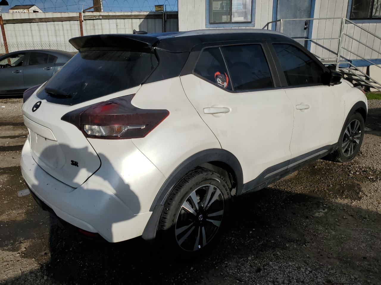 2018 Nissan Kicks - Image 3